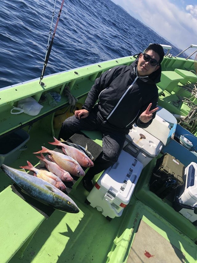 マダイ・アジ(マアジ)・ワラサ(ブリ)