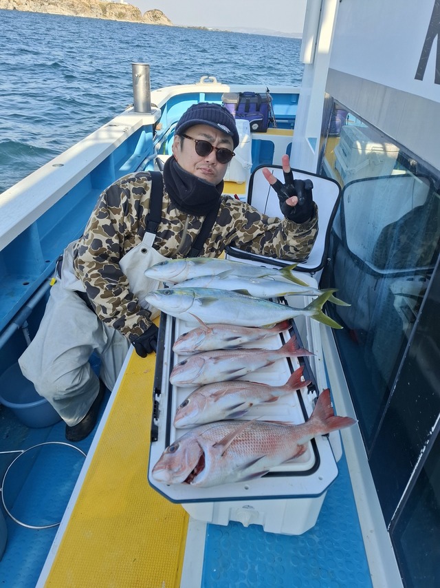 マダイ・イナダ(ブリ)