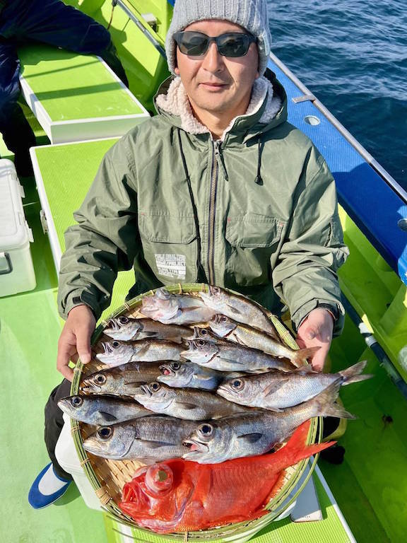 アジ(マアジ)・クロムツ・キンメ(キンメダイ)