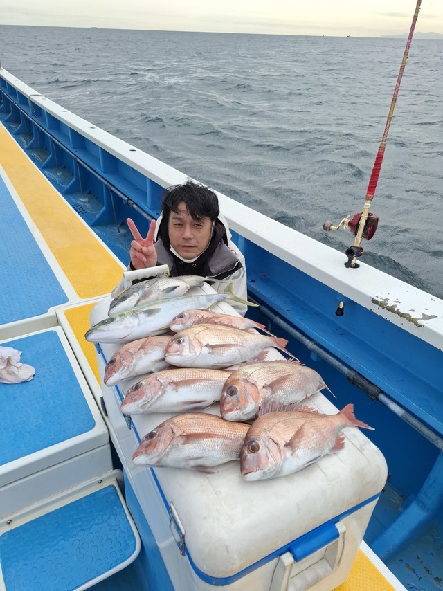 マダイ・イナダ(ブリ)