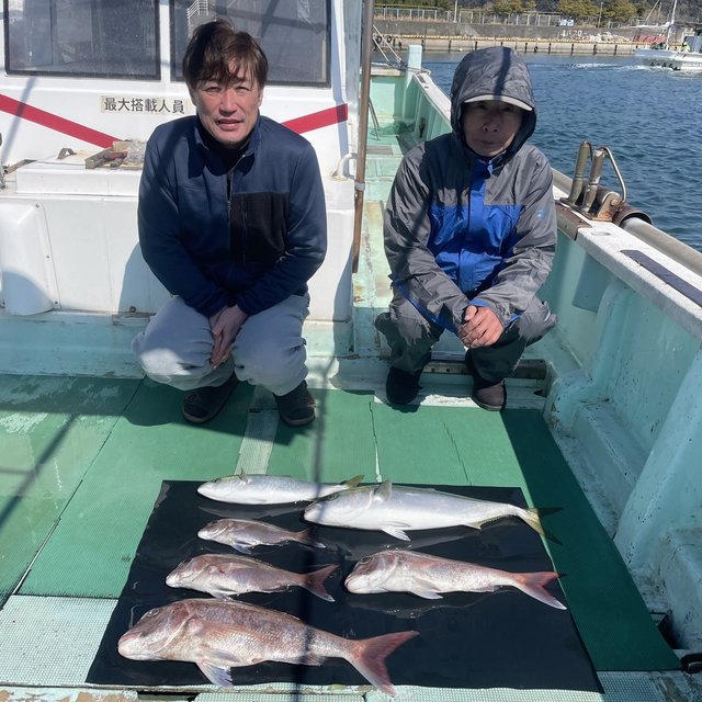 マダイ・ハマチ(ブリ)・メジロ(ブリ)