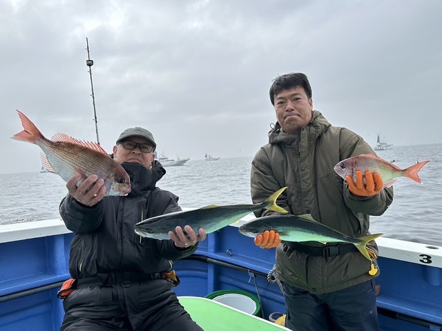 マダイ・イナダ(ブリ)