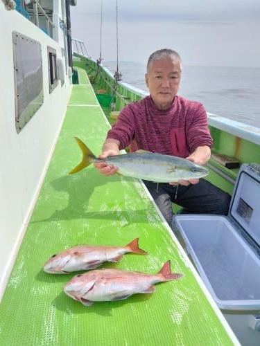 マダイ・イナダ(ブリ)