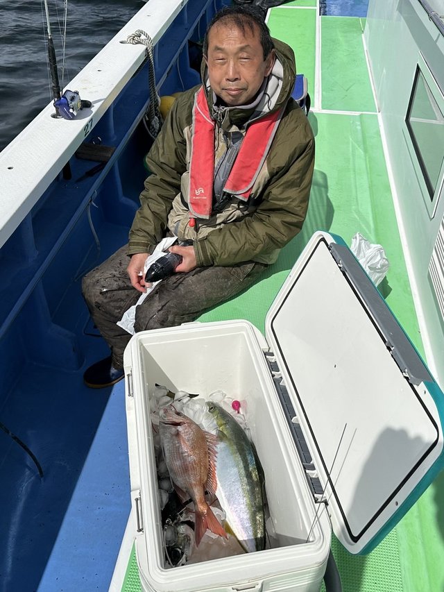マダイ・イナダ(ブリ)