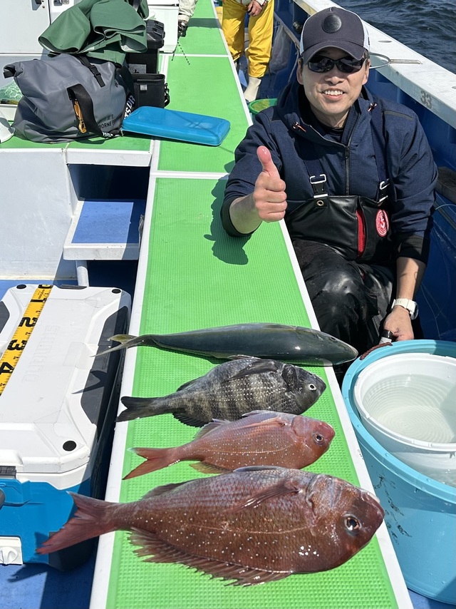 マダイ・クロダイ・イナダ(ブリ)