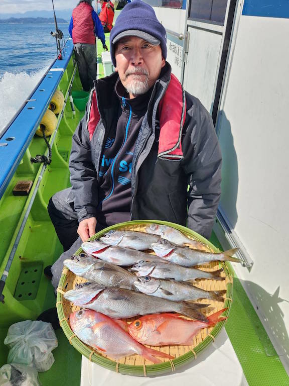 キンメ(キンメダイ)・シロムツ(オオメハタ)