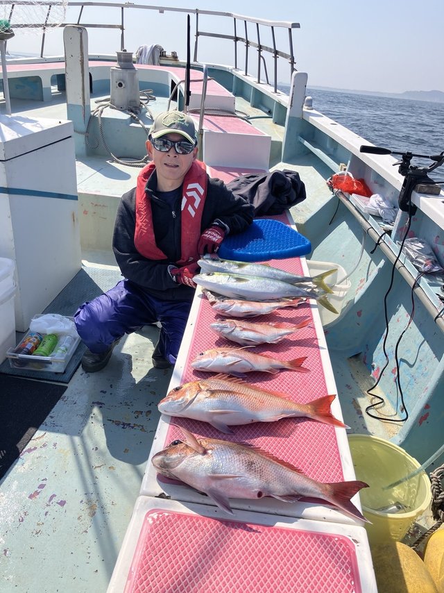 マダイ・イナダ(ブリ)