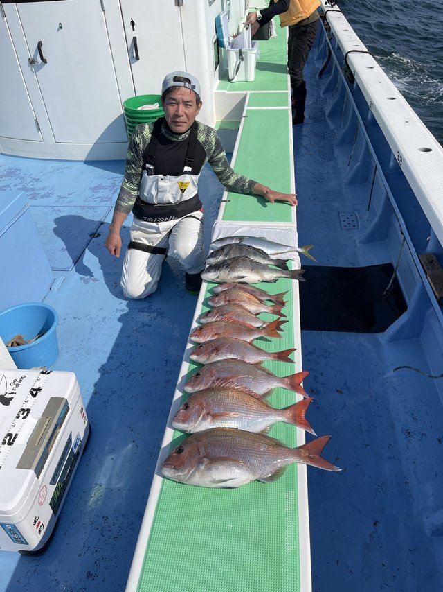 マダイ・イナダ(ブリ)