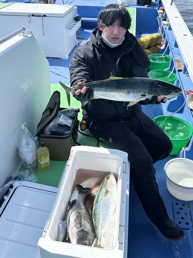 クロダイ・イナダ(ブリ)