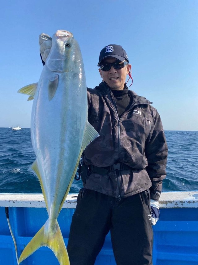 サンパク(ブリ)