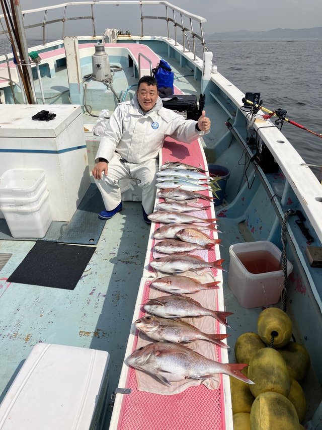 マダイ・イナダ(ブリ)