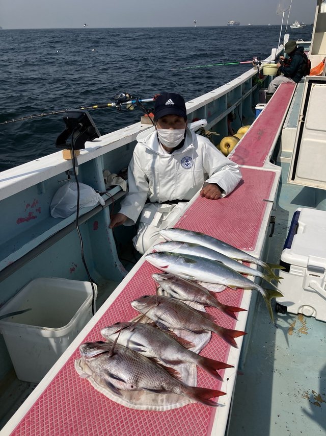 マダイ・イナダ(ブリ)