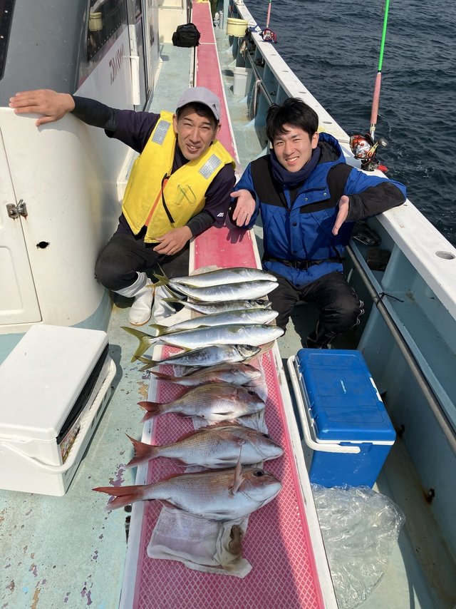 マダイ・イナダ(ブリ)