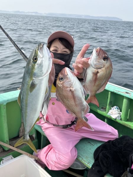 マダイ・イナダ(ブリ)