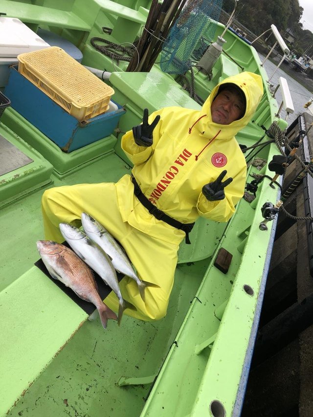 マダイ・イナダ(ブリ)