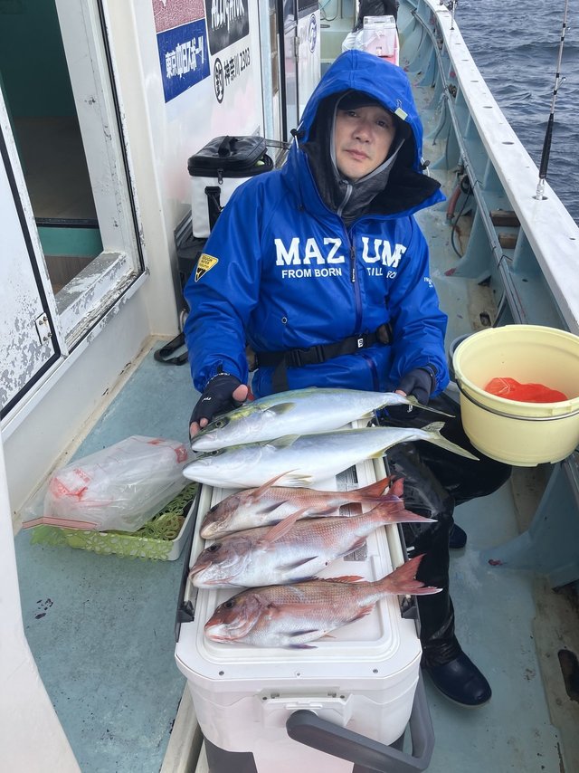 マダイ・イナダ(ブリ)