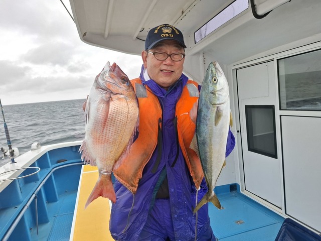 マダイ・イナダ(ブリ)