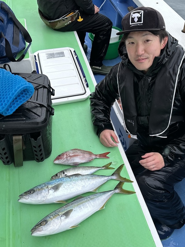 マダイ・マアジ・イナダ(ブリ)