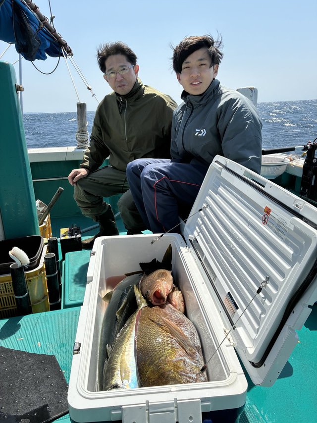 マダイ・オオモンハタ・マアジ・ブリ