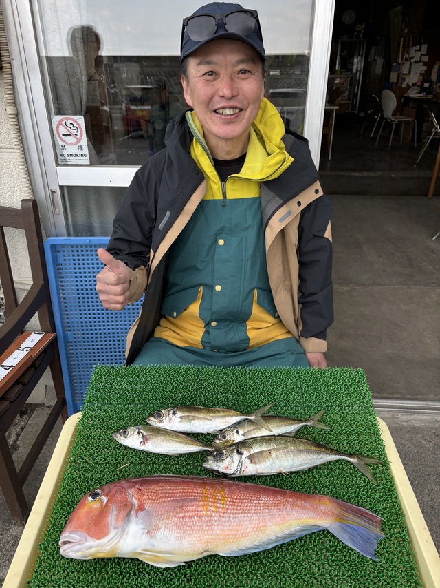 アジ(マアジ)・アマダイ(アカアマダイ)