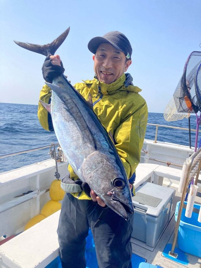 トンボ(ビンナガ)