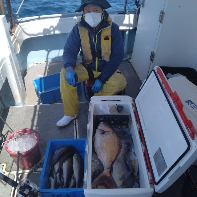 マダイ・クロ(メジナ)・イサキ