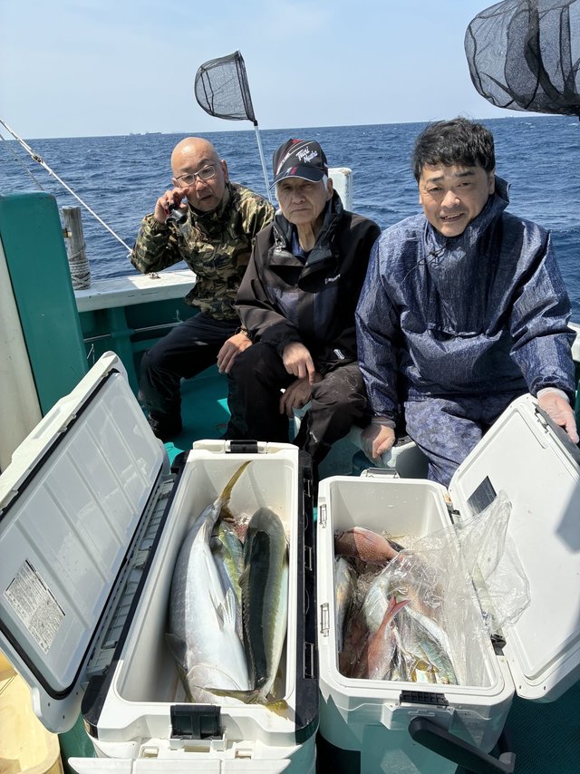 マダイ・マアジ・ブリ