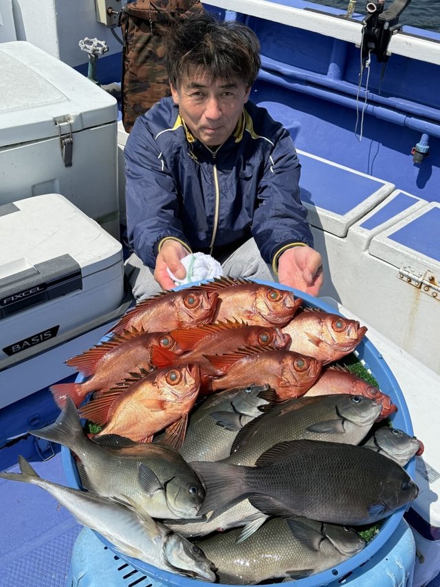 メジナ・アジ(マアジ)・アマダイ(アカアマダイ)・チカメキントキ