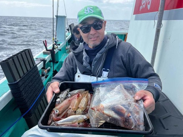 マルイカ(ケンサキイカ)・ムギイカ(スルメイカ)