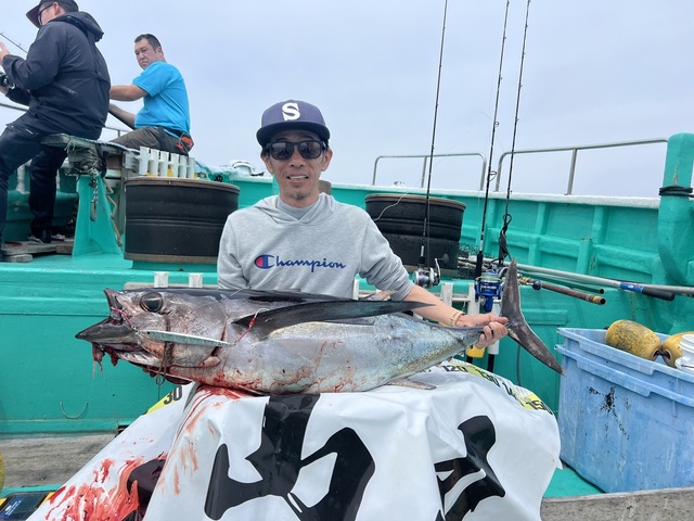 ビンチョウマグロ(ビンナガ)