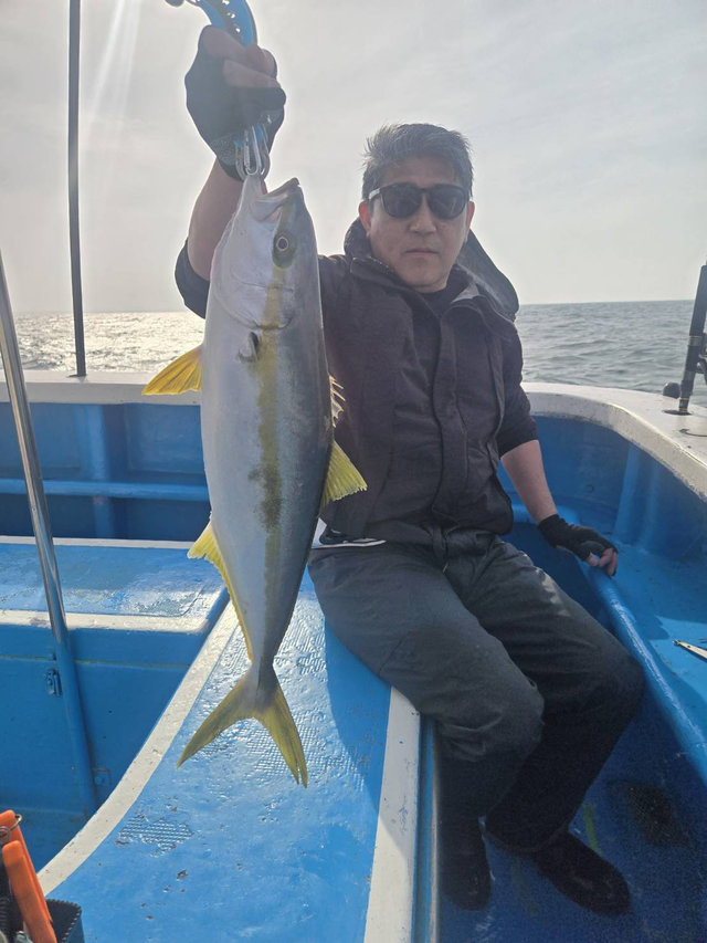 イナワラ(ブリ)