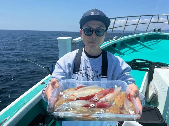 マルイカ(ケンサキイカ)