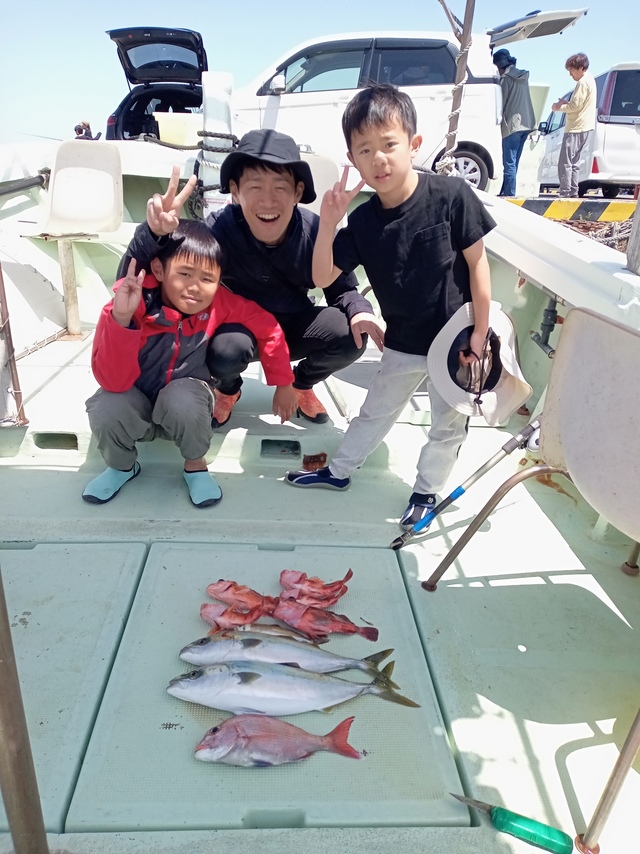 マダイ・ハマチ(ブリ)