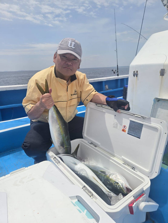 イナダ(ブリ)・ワラサ(ブリ)