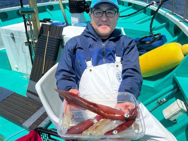 マルイカ(ケンサキイカ)