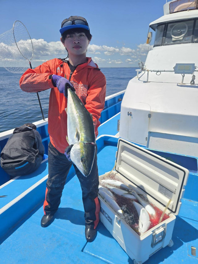 イナダ(ブリ)・ワラサ(ブリ)