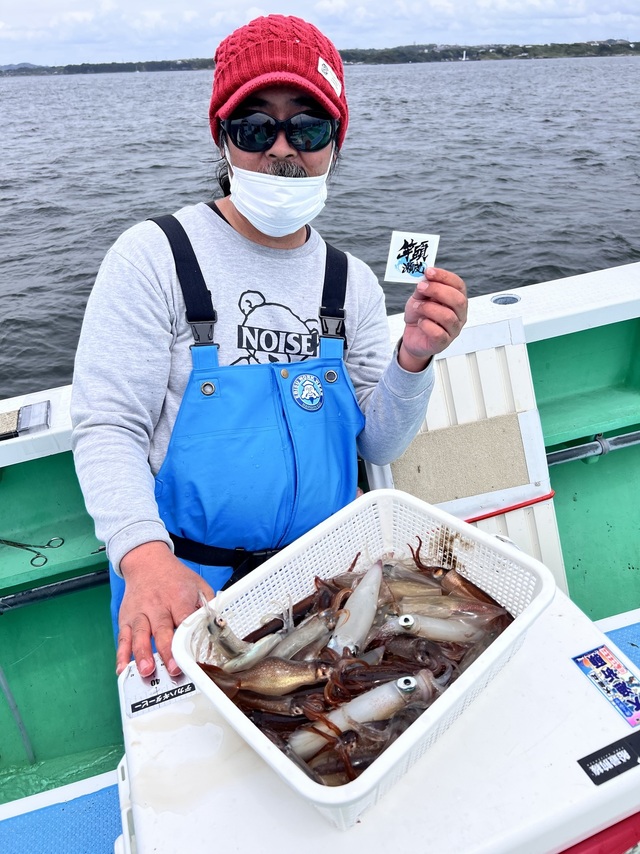 マルイカ(ケンサキイカ)