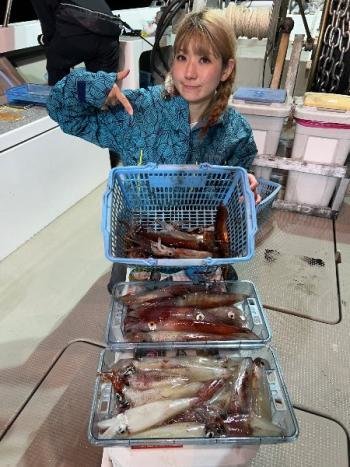 ヤリイカ・ムギイカ(スルメイカ)・マイカ(ケンサキイカ)