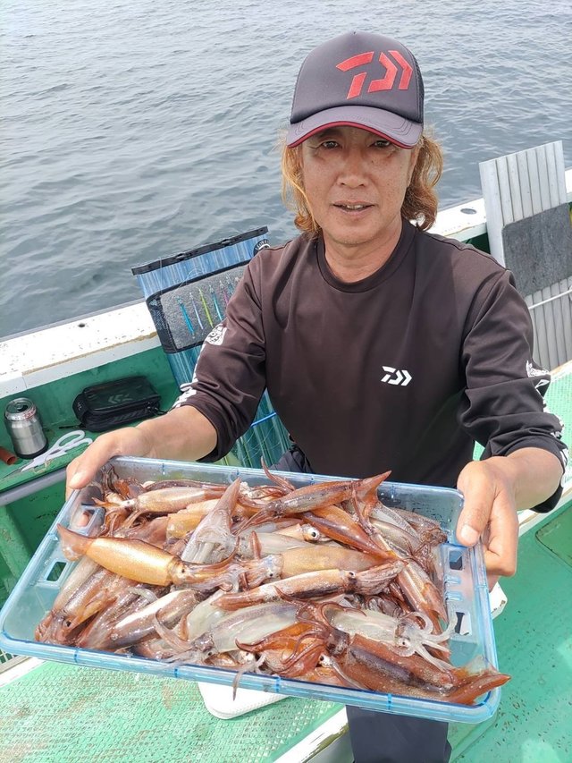 マルイカ(ケンサキイカ)