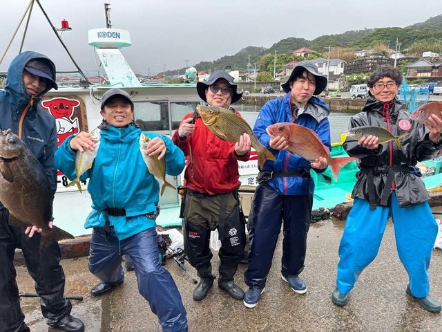 マダイ・ワラサ(ブリ)・イサキ