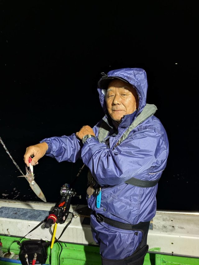 イカ(ケンサキイカ)