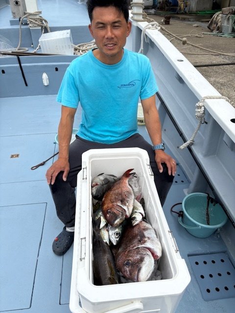 マダイ・メジナ・アジ(マアジ)