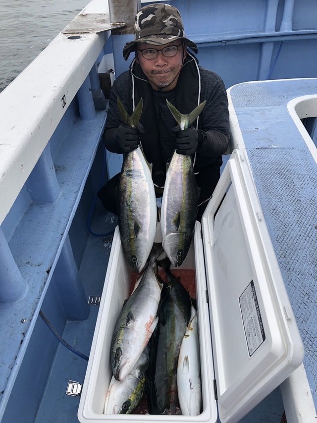 ワラサ(ブリ)・ヒラマサ