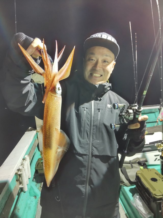 シロイカ(ケンサキイカ)