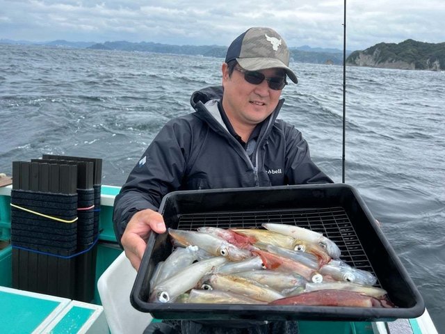 マルイカ(ケンサキイカ)・ムギイカ(スルメイカ)