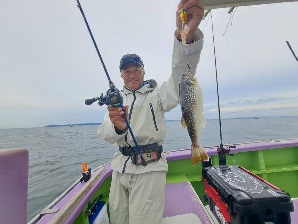 ショウサイフグ