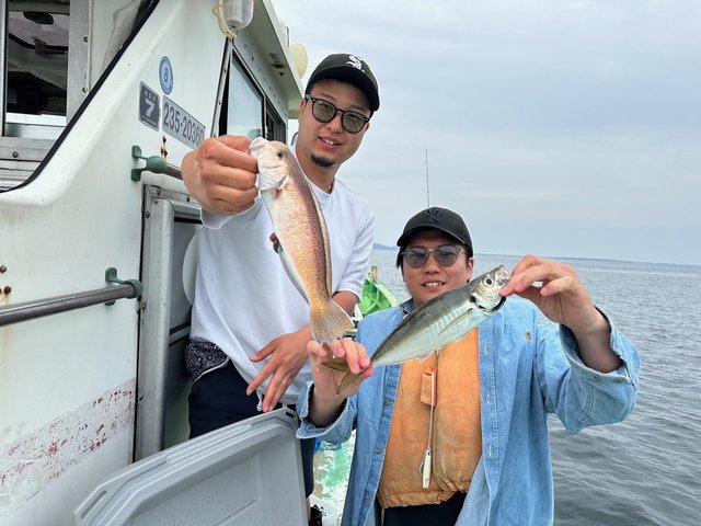 アジ(マアジ)・アマダイ(アカアマダイ)