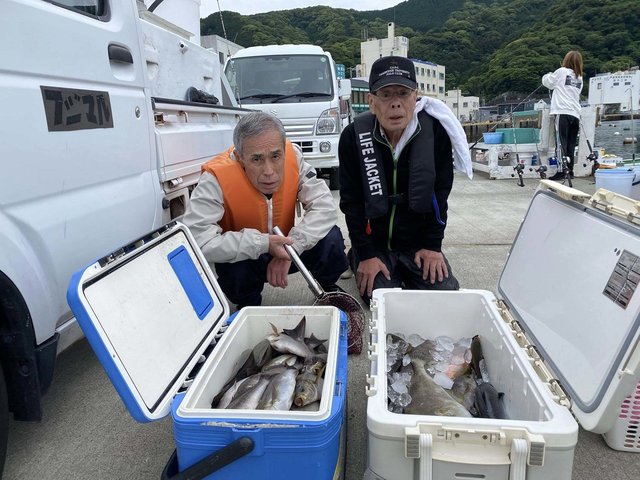 メジナ・グルクン(タカサゴ)・イサキ・ウスバハギ