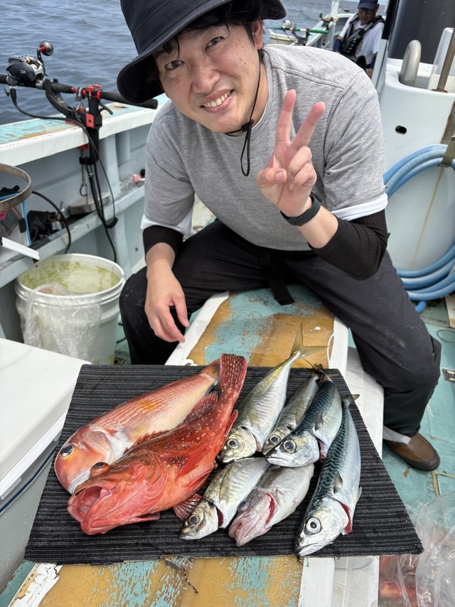 アジ(マアジ)・アマダイ(アカアマダイ)・カサゴ・サバ(ゴマサバ)