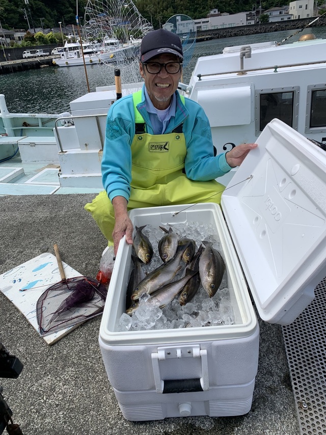 イサギ(イサキ)